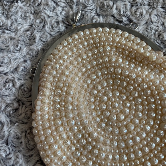 Artel MONTREAL Ivory Circle Beaded Purse Clutch Sequin Wedding Formal Luxury Art - Picture 10 of 16